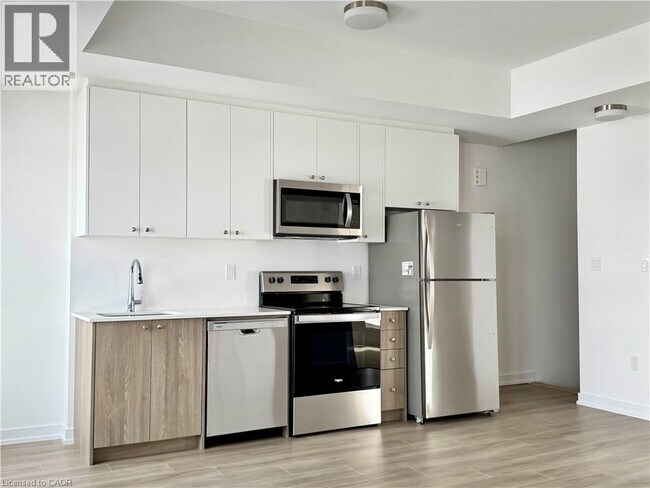 Photo du bâtiment - 40 Palace St