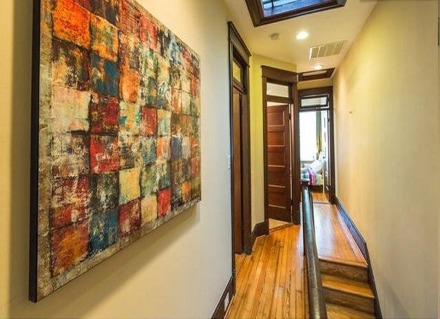 Foto principal - 724 13th St SE