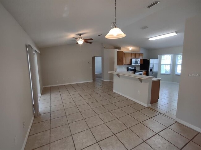 Building Photo - 46 Pine Cedar Dr