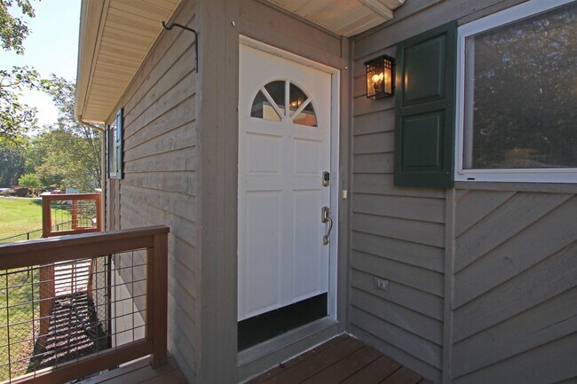 Foto del edificio - 1041 Oak View Ct