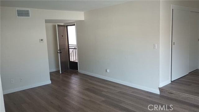 Foto del edificio - 1621 W Lambert Rd