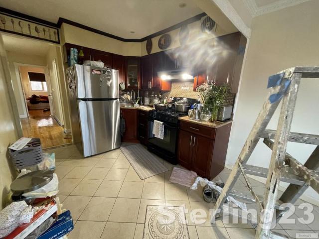 Foto del edificio - 2 bedroom in EAST ELMHURST NY 11370