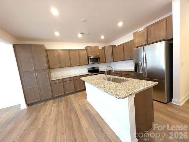 Foto del edificio - 7712 Ethora Wy