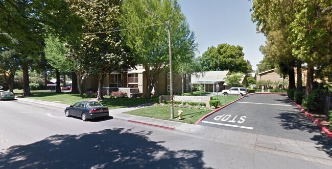 Foto del edificio - 820 W 4th Ave