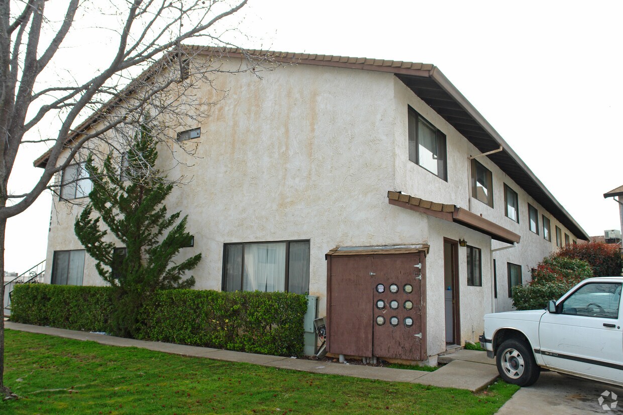 1290 Bundy Ct, Redding, CA 96003 Apartments in Redding, CA