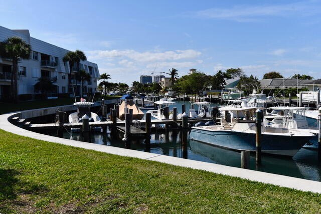 Building Photo - 1170 Sugar Sands Blvd