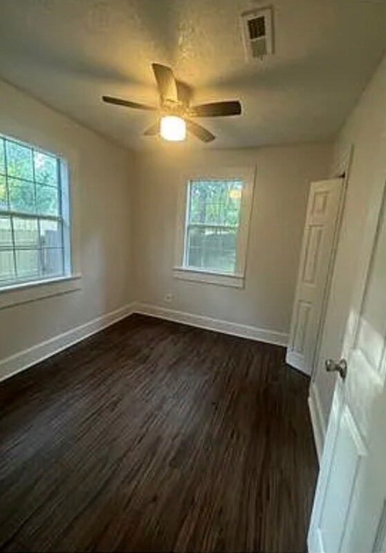 Foto del edificio - 2219 Locust St