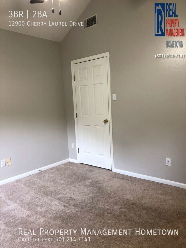 Foto del edificio - Beautiful 3-bedroom, 2-bath home in West L...