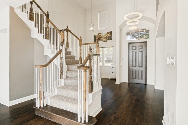 Foto del edificio - 9028 Bottlebrush Ln