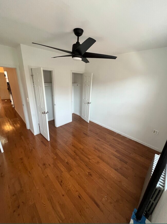 Building Photo - 592 Nostrand Ave