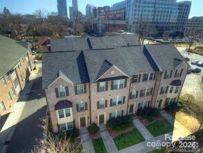 Building Photo - 257 N Irwin Ave