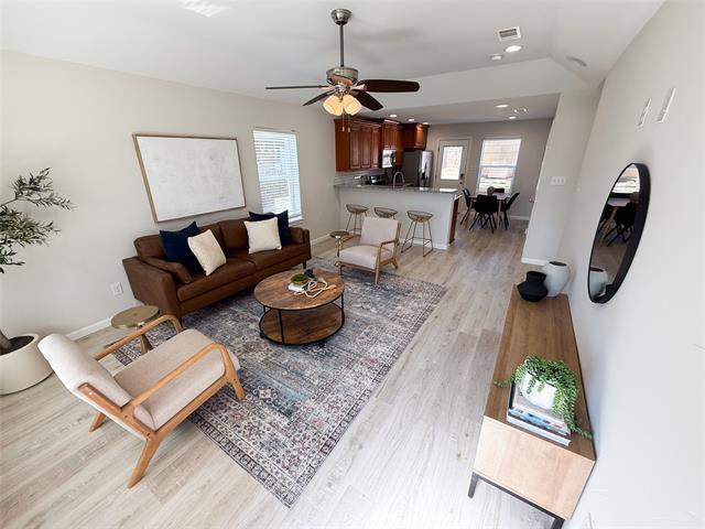 Foto del edificio - 901 W Munson St