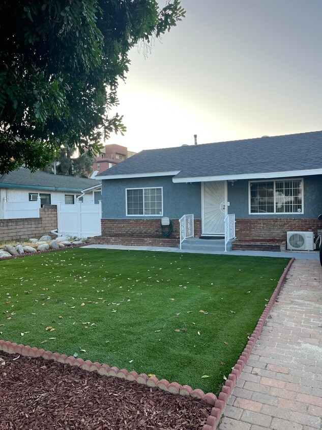 Primary Photo - 1609 Denning Ave