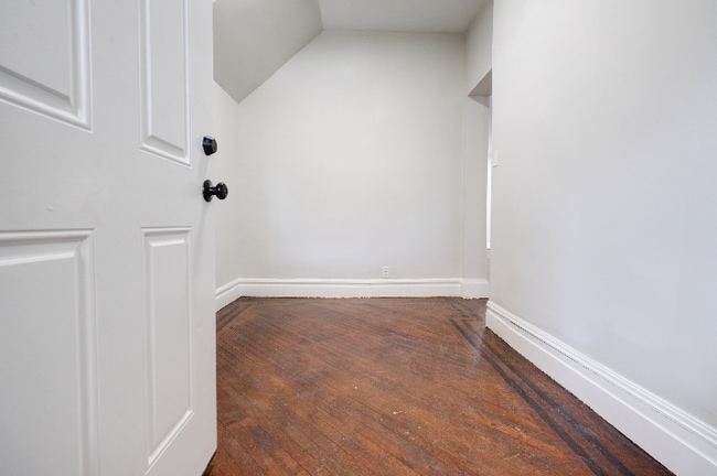 Foto del edificio - 5 Baldwin Ave