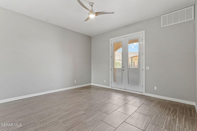 Building Photo - 6350 Escondido Dr