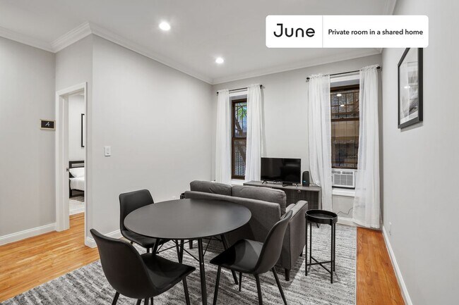 Building Photo - Room in Shared 3 bed/1 bath home