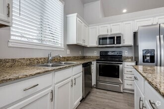 Building Photo - 513 Steep Mountain Dr