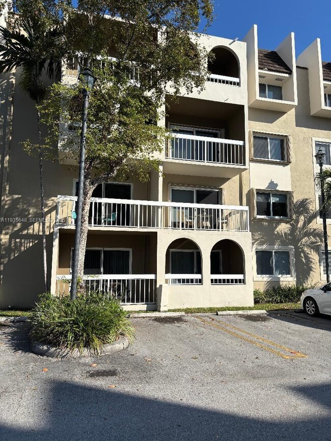 Building Photo - 7703 Camino Real