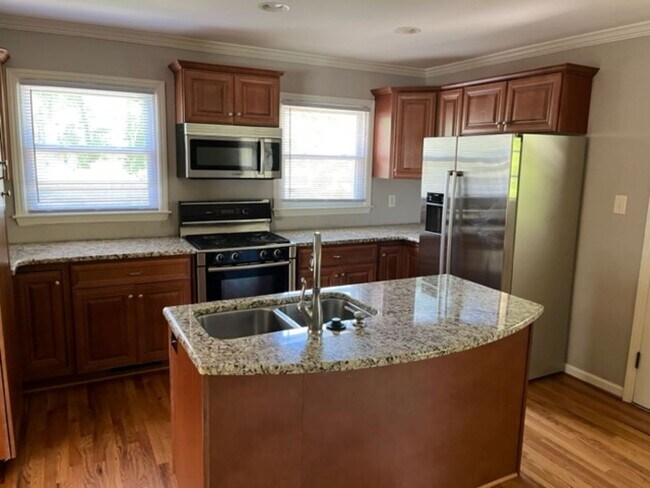 Foto del edificio - 1502 Lafayette Ct
