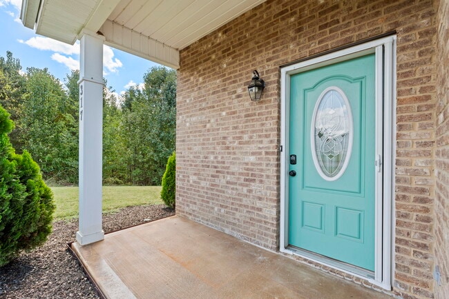 Building Photo - 317 Wynberry Ct