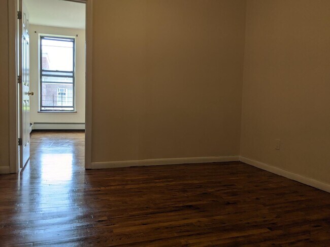 Foto del edificio - 503 East 116th Street