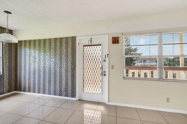 Foto del edificio - 116 Mansfield C