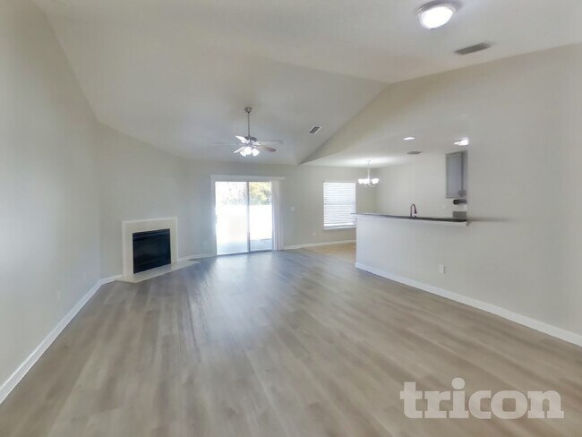 Foto del edificio - 6669 Southern Oaks Dr