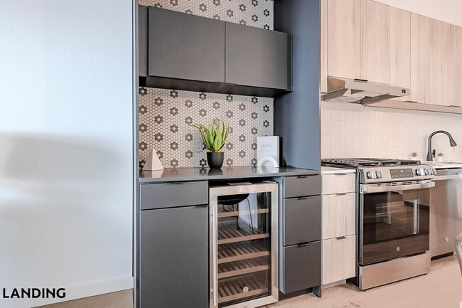 Foto del edificio - 2623 Keene St