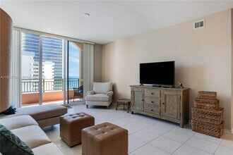 Building Photo - 2080 S Ocean Dr