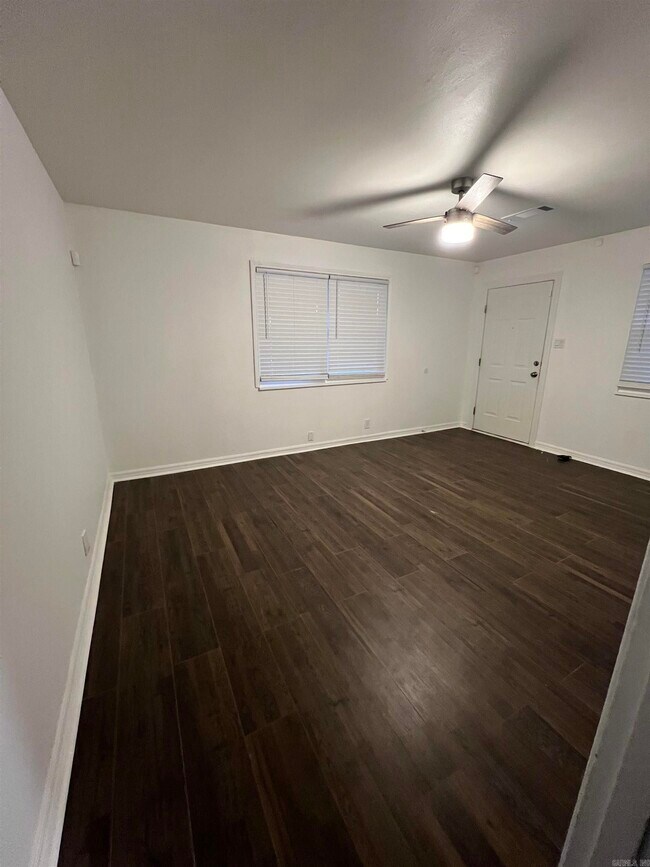 Foto del edificio - 2113 W 19th St