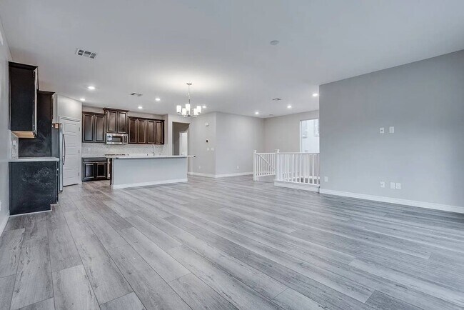 Foto del edificio - 10764 Maltese Falcon Ave
