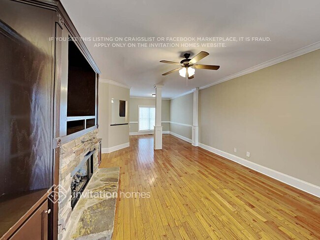 Building Photo - 415 Oakwind Dr