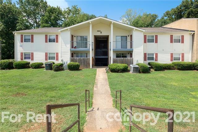 Foto del edificio - 7984 Shady Oak Trail