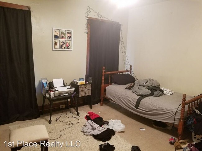 Foto del edificio - 6 br, 2 bath House - 200 E 13th Ave