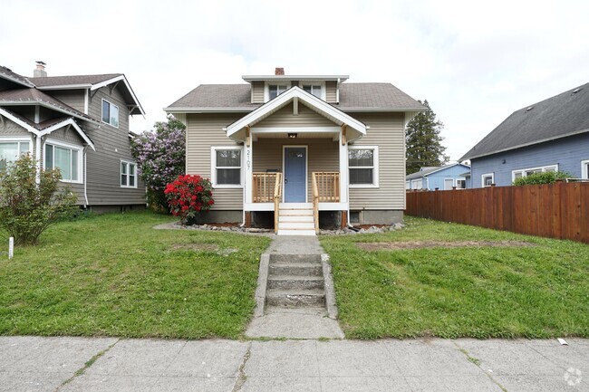 Building Photo - 2107 S Cushman Ave