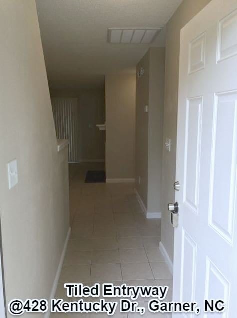 Building Photo - Garner 2 BR, 2 FULL Bath Single Level Town...