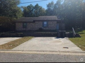 Building Photo - 2412 Antebellum Dr