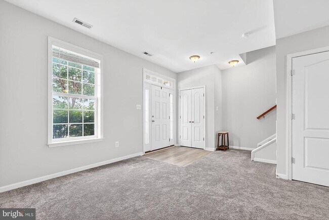 Foto del edificio - 2617 Osprey Way S