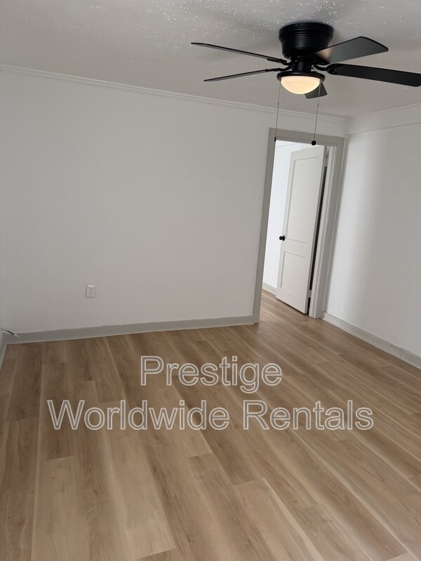 Foto del edificio - 1051 43rd St