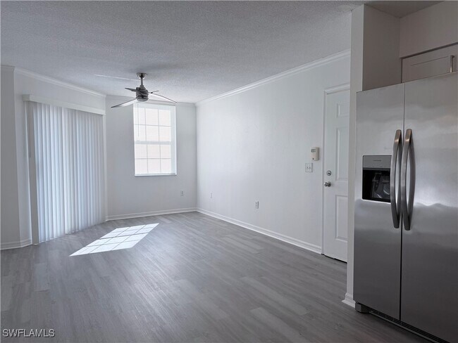 Foto del edificio - 8687 River Homes Lane