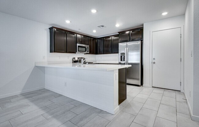 Foto del edificio - Modern townhome with open-concept layout