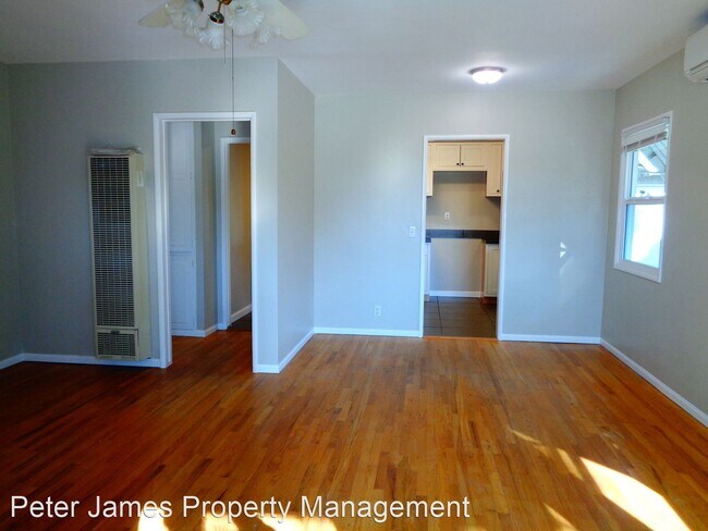 Building Photo - 3 br, 1 bath House - 743 Foothil Blvd