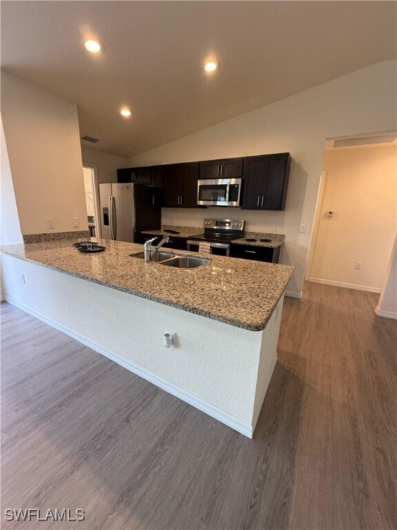 Building Photo - 1209 Banjo Ct