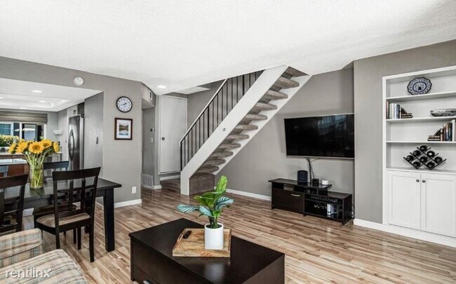 Building Photo - 3368 Landess Ave