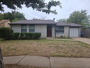 Building Photo - 6908 Sunflower Cir N
