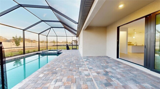 Foto del edificio - 1476 Saddlewood Cir