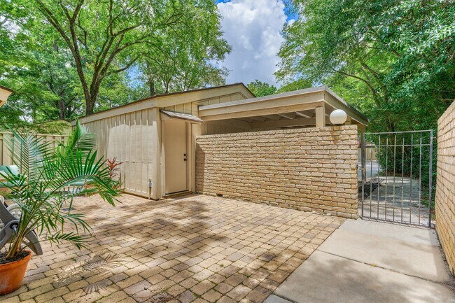 Building Photo - 2351 W Settler's Way