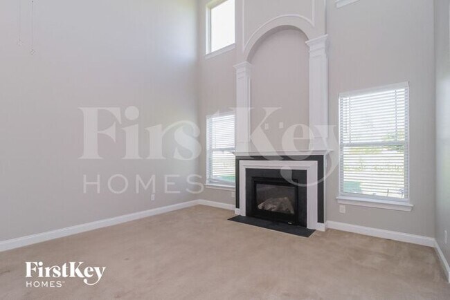 Foto del edificio - 114 Rosemont Ln