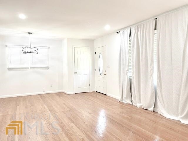 Foto del edificio - 2579 Bonnybrook Dr SW