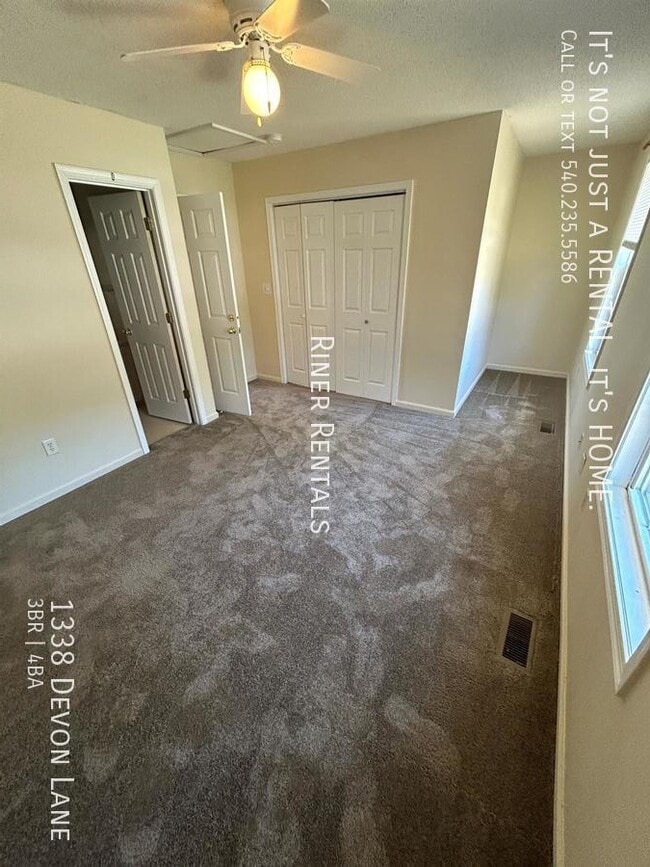 Building Photo - 1338 Devon Ln
